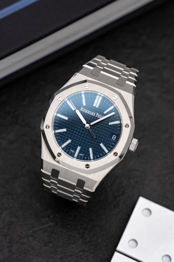 Royal Oak 15510ST Blue "Unworn"