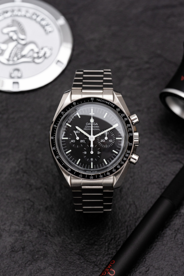 Omega Speedmaster Moonwatch Professional