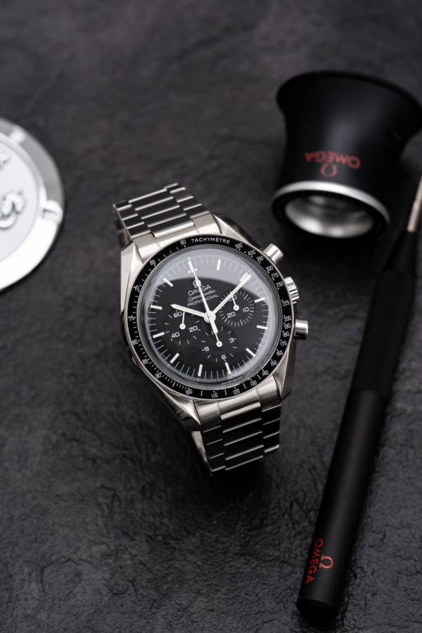 Omega Speedmaster Moonwatch Professional