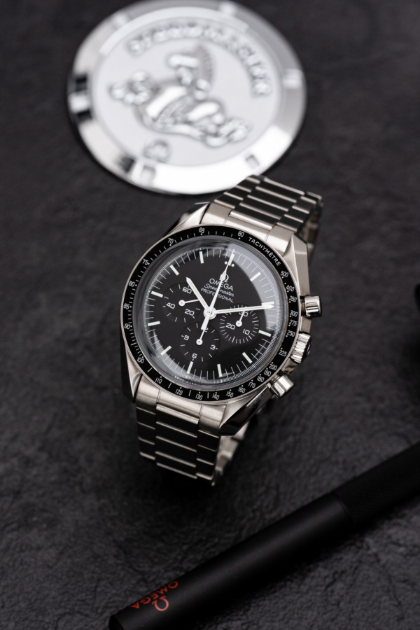 Omega Speedmaster Moonwatch Professional